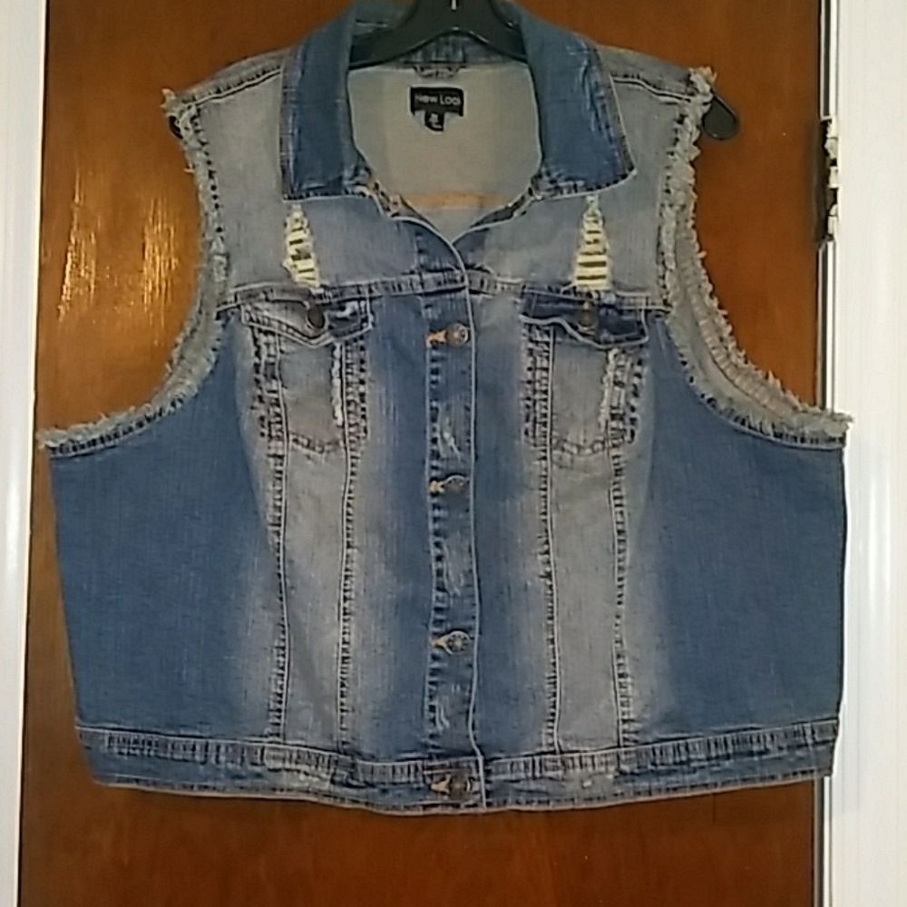 *FINAL PRICE* New Look Distressed Jean Vest (Plus Size)